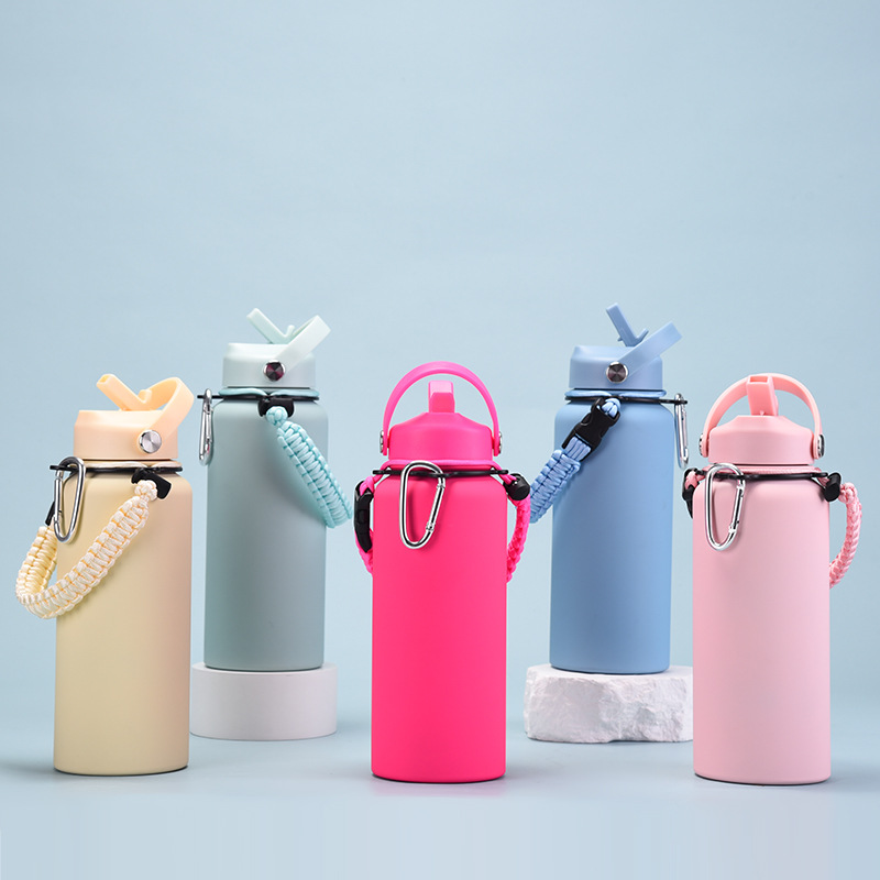 Casual Solid Color Stainless Steel Water Bottles 1 Piece display picture 3
