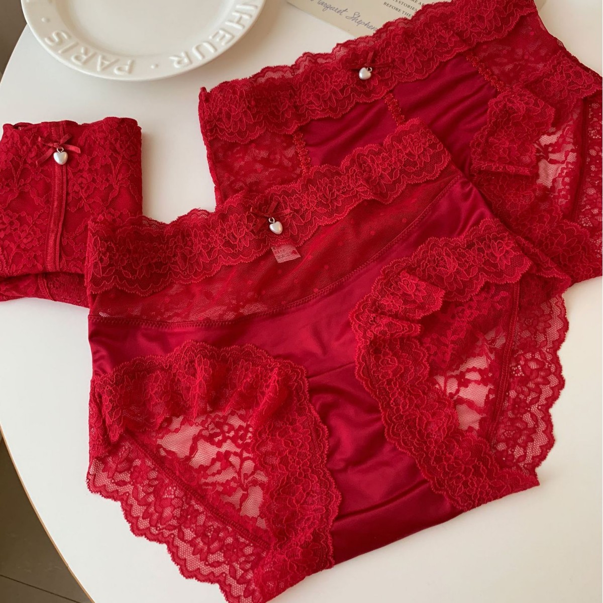 Lady's High-End Red Underwear Women's Pure Cotton Crotch 2025 New Sexy and Seductive Lace Wedding Girls Shorts