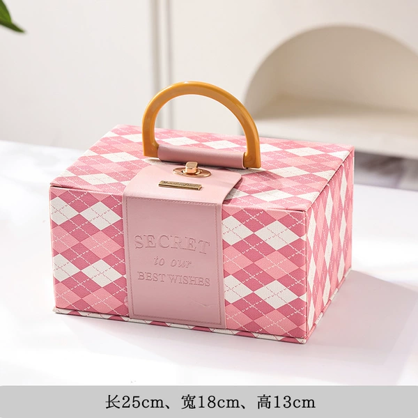 Pink leather suitcase + raffia + greeting card - dimensions as shown in the picture