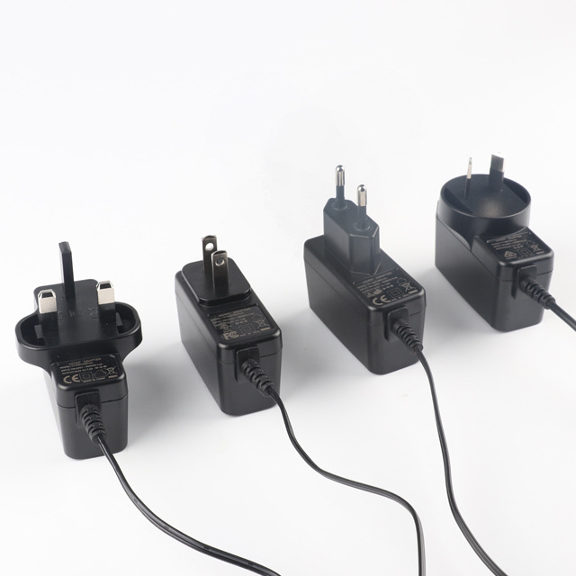 工場直供15w側プラグ式12v 1.25aノートパソコン電源アダプタの各種ピン|undefined
