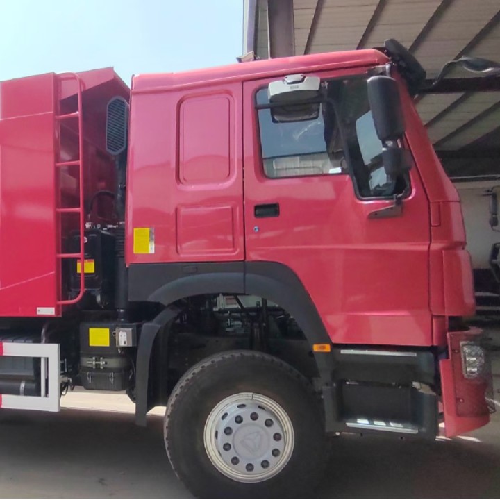 Exported Small Semi-Trailer Dump Truck· Howo Dump Truck 12-Wheel Dump Truck for Transporting Soil and Debris