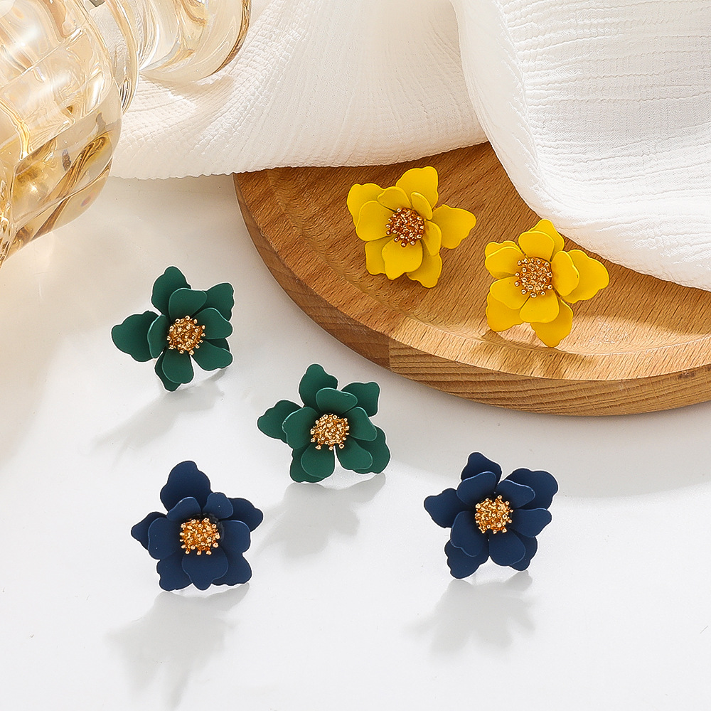 1 Pair Simple Style Classic Style Flower Stoving Varnish Arylic Ear Studs display picture 3