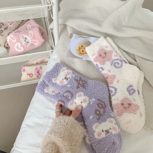 Cartoon Illustration Coral Fleece Socks for Girls Autumn and Winter Mid-Calf Socks Home Warming Sleep Floor Socks Thick Plush Socks