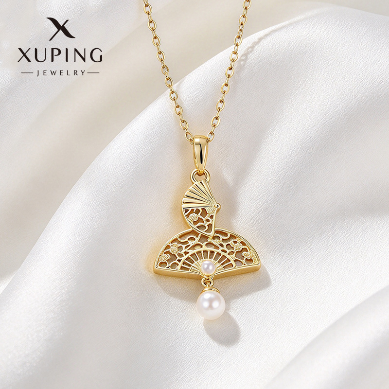 Dije de Abanico con Perla Sintética de Aleación Baño de Oro 14K para Mujeres image 1