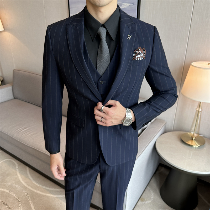 Modern Stripe Blazer Suit For Men | Single-Breasted Business Suit Set With Waistcoat, Lightweight & Tailored Fit_voghion.com
