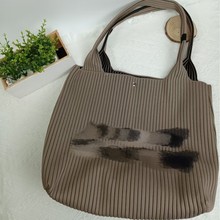 ����Ůʿ���ذ����ڎ�����ᘿ��μ���¿��nϵins�L�l�y��