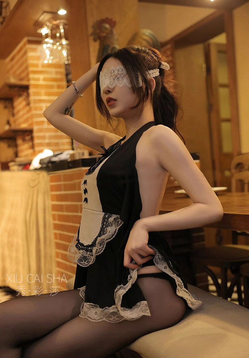 Maid Roleplay Lingerie Set with Thong and Lace Blindfold, One Size — detail image 4