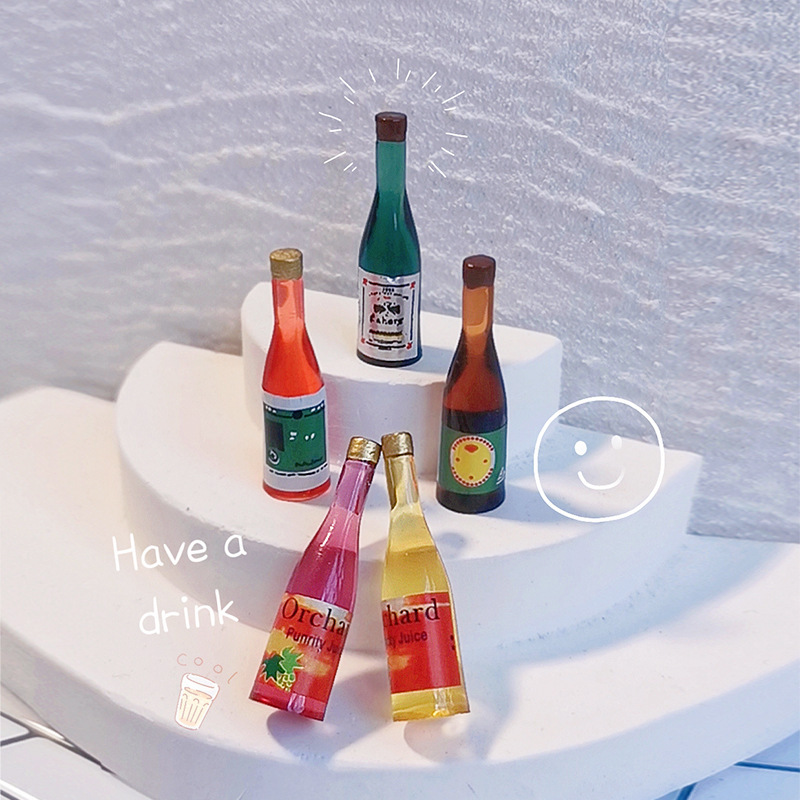 Dollhouse accesorios de casa de muñecas botellas de cerveza miniatura props de disparo micro paisaje mini botella de vino D136