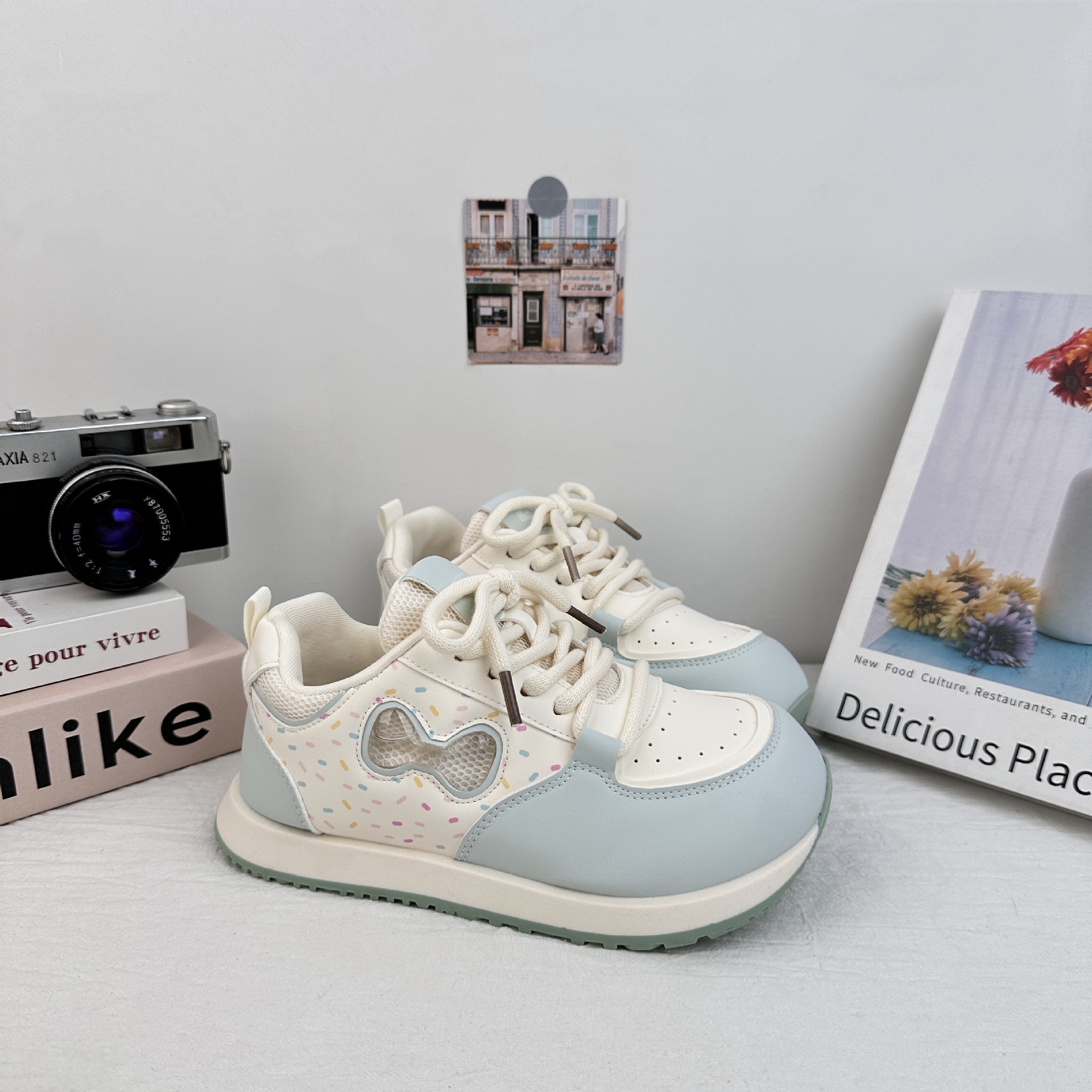 Yuanbo todos los días zapatos de skate casuales para mujeres 2025 nuevos zapatos blancos transpirables con suela gruesa Agan zapatos superiores