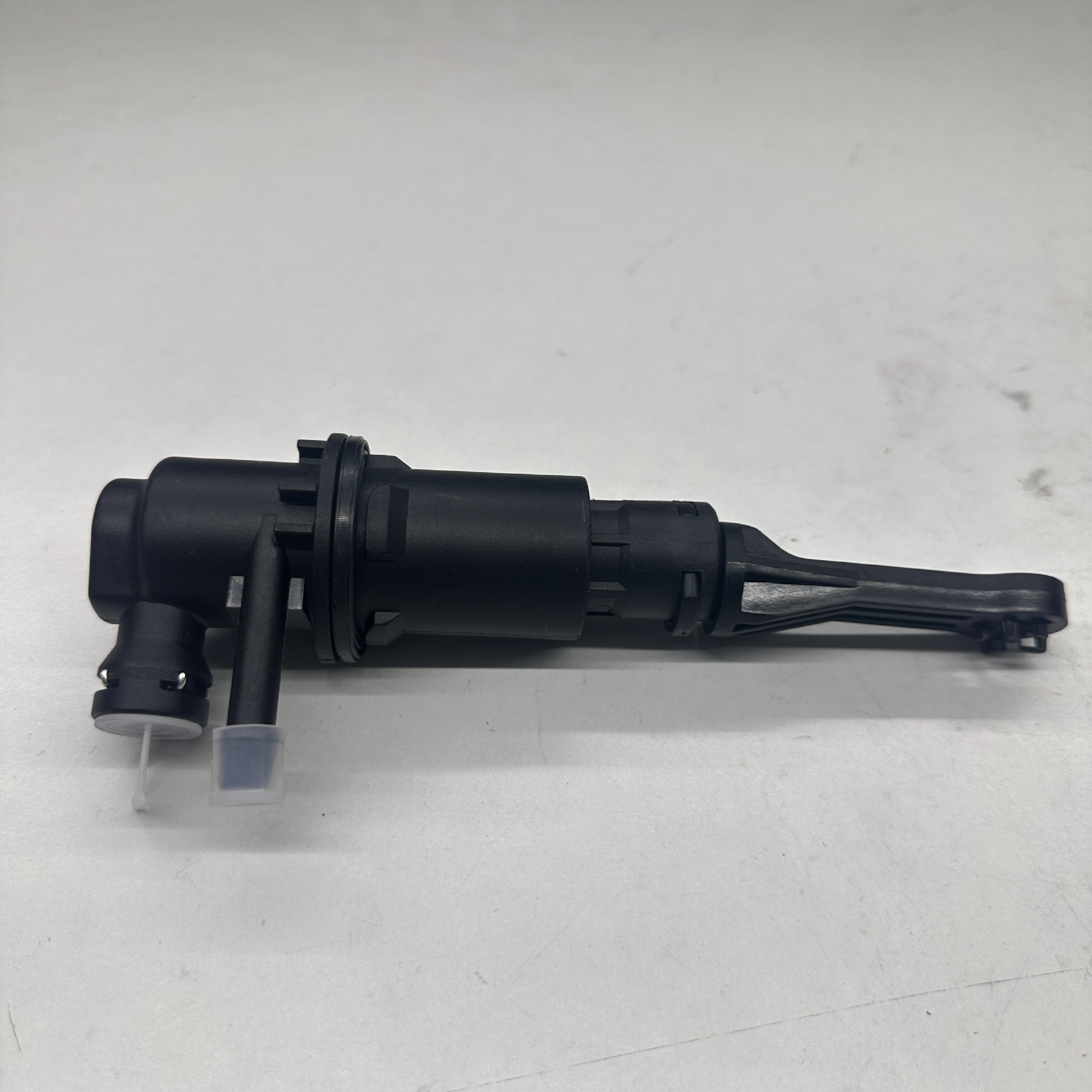 Clutch Master Cylinder Suitable for Pgt 207 2182C8 218259 9680028980 9680033480
