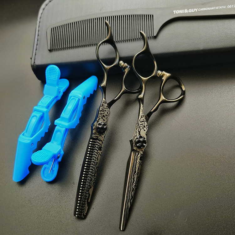 Forbici professionali da parrucchiere per sfoltire i capelli_voghion.com