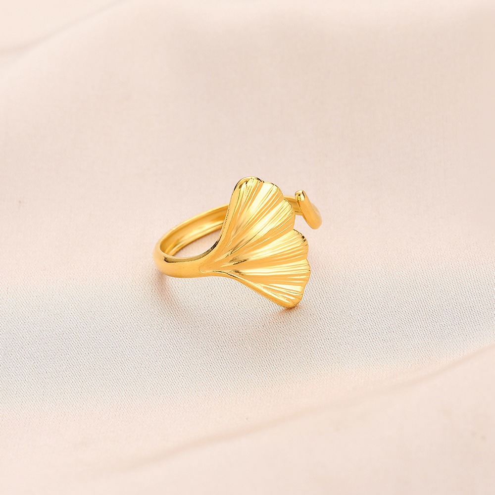 New Style Ginkgo Leaf Shape Titanium Steel Ring display picture 4