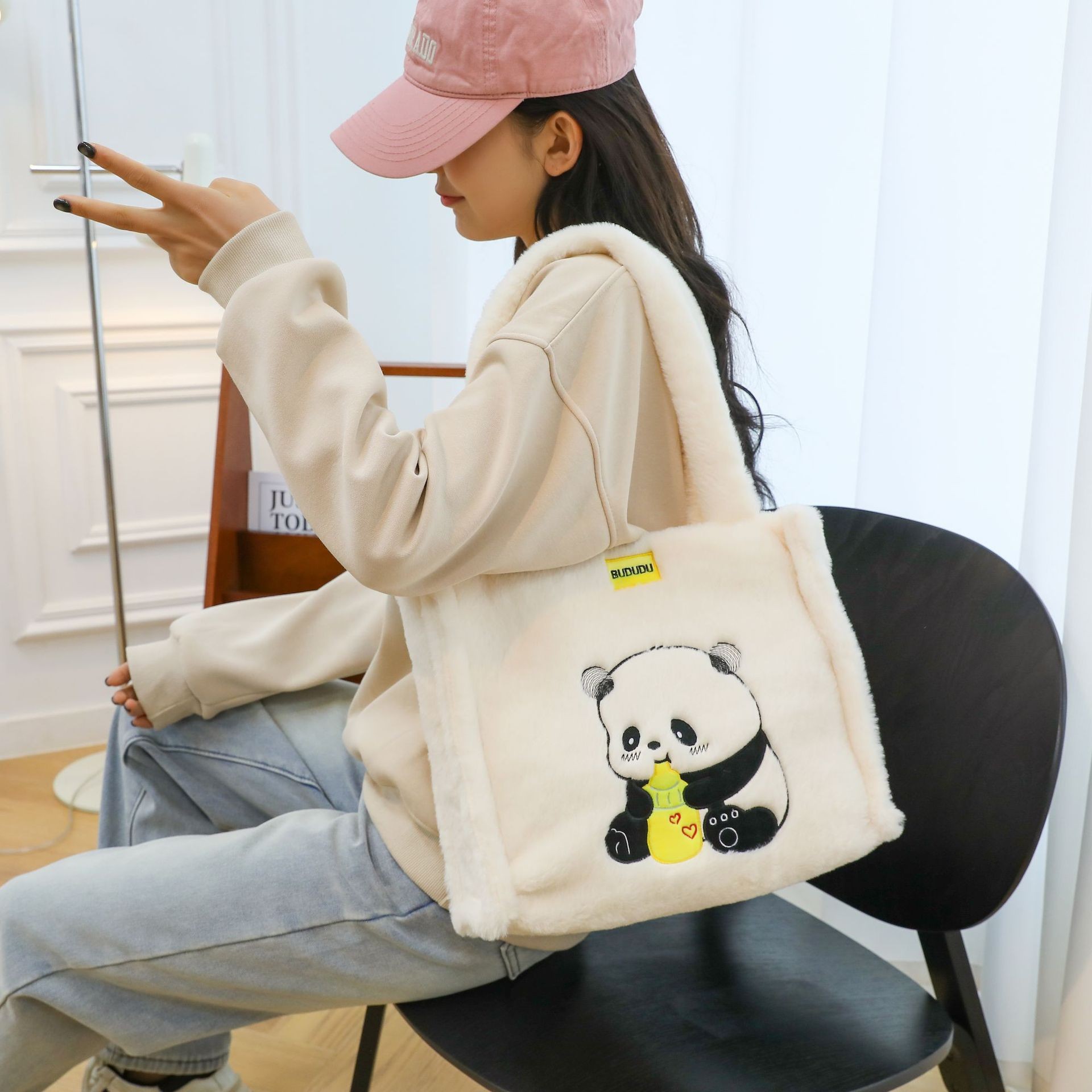 팬더 만화 휴대용