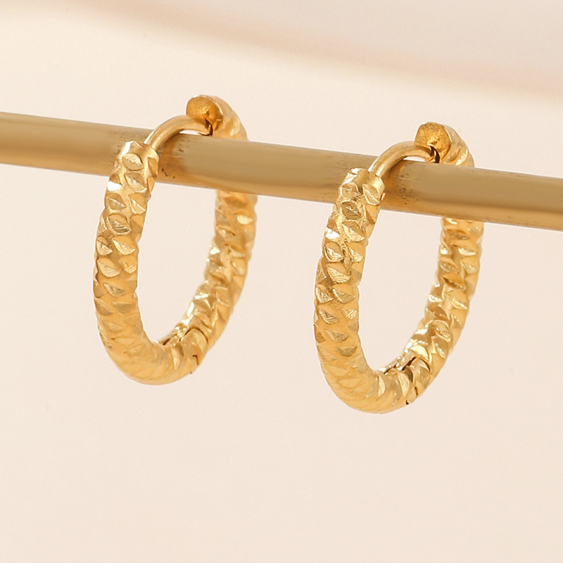 Francoski slog zlomljen srebrni deset tisoč zaponka za uho iz titana jekla nakit nišna osebnost zvezdno nebo reliefni krog globoko zlato uho_voghion.com