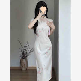 白色旗袍2025新款改良年轻款少女复古高端气质新中式夏季日常可穿