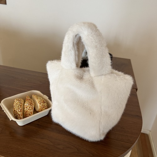 2024 Winter New Fur Bag Women's Imitation Fur Round Rectangular Bucket Bag Cosmetic Bag French Plush Handbag