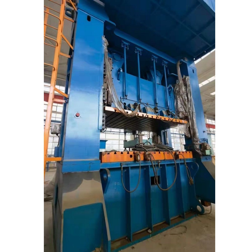 江苏扬力JD36-400闭式双点压力机，公称力4000kN