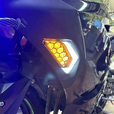 Suitable for Kawasaki ZX6R ZX25R ZX4R ZX4RR Z1000SX Modified LED Front Turn Signal Daylight