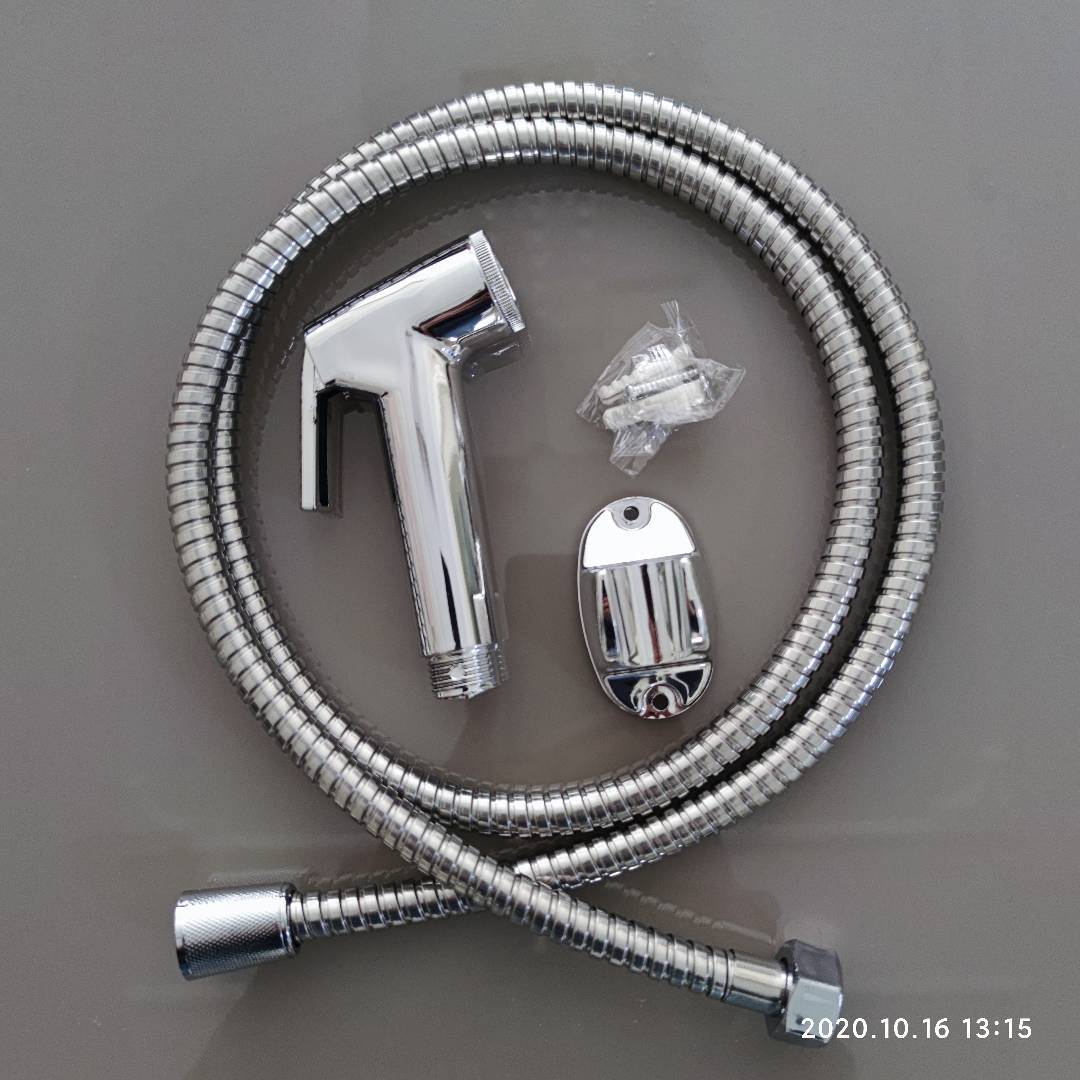 Grey high-pressure spray gun companion, bathroom flushing, handheld nozzle, toilet, feminine wash, small showerhead undefined