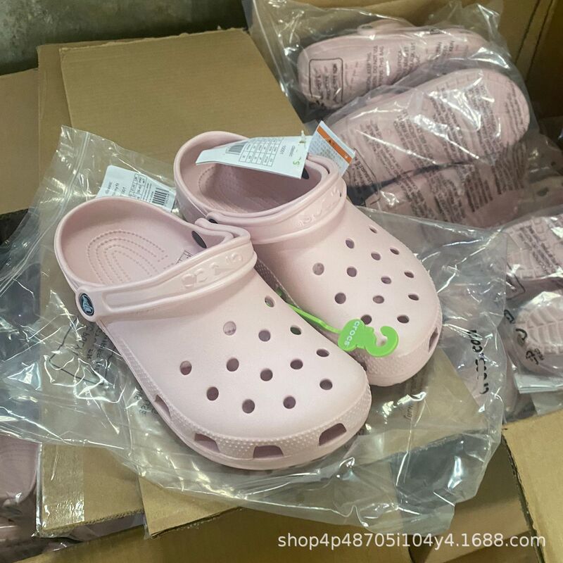 2026 New Model Celebrity Classic Clogs Couple and Family Sandals Closed-Toe Beach Slippers Wholesale Original Label