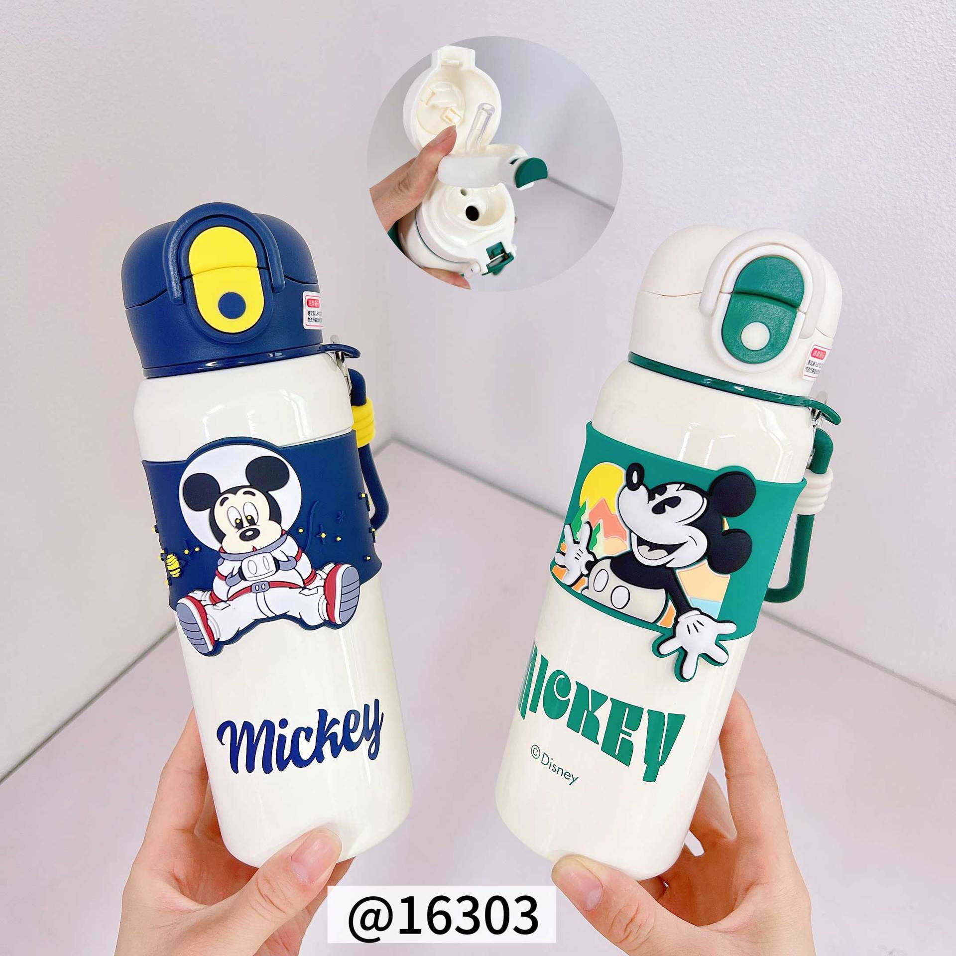 Strawberry Bear Mickey Taza termo para niños con pajita Taza especial para niños y niñas para la escuela Taza linda de dibujos animados portátil