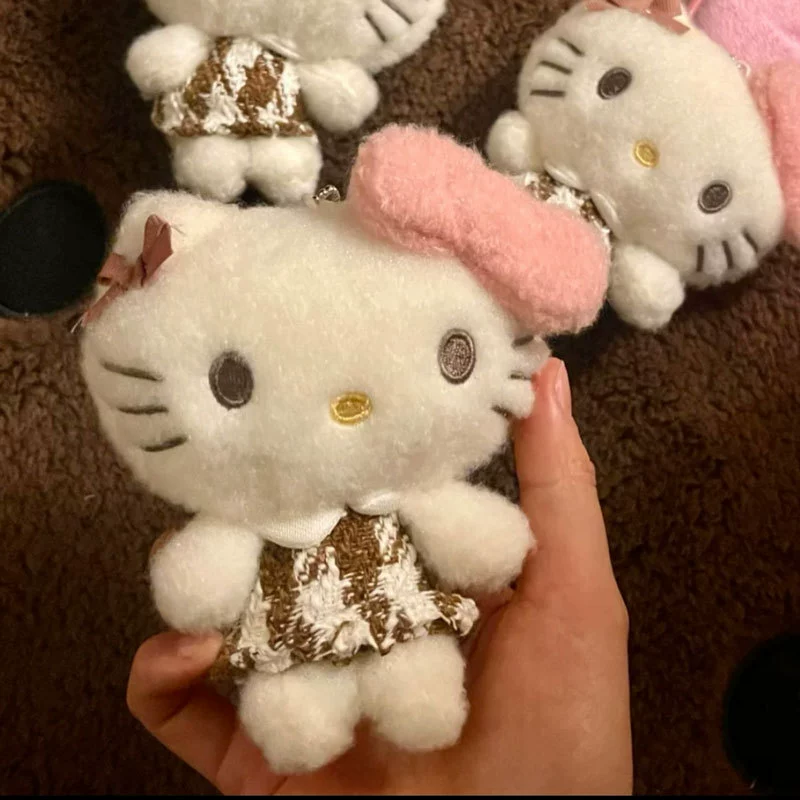 Брелок-подвеска Hello Kitty плюшевый, универсальный, маленький 2,8×2,2 см с металлическим карабином