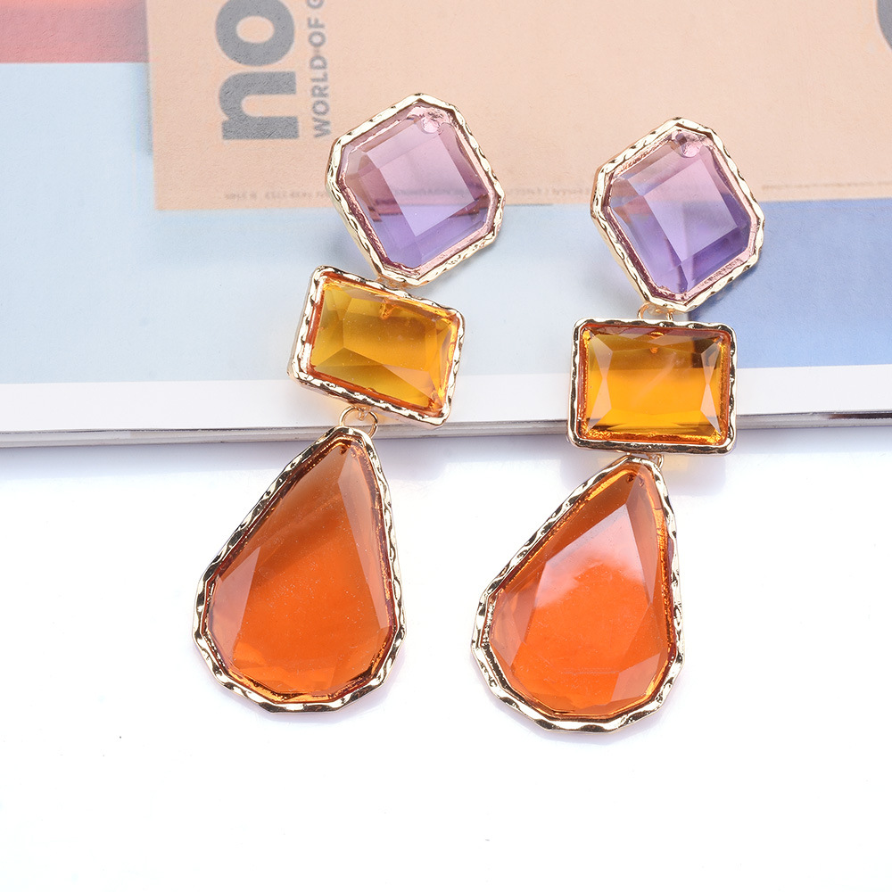 Exaggerated Geometric Metal Inlay Resin Women's Drop Earrings display picture 2