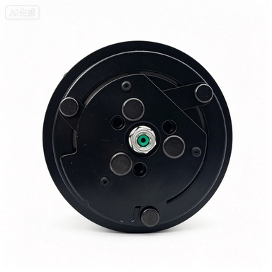 Suitable for the air conditioning compressor of the 2015-2017 Freightliner Sprinter 2500