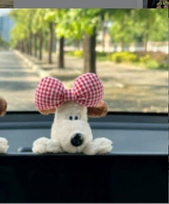stock batch – Other Automotive Interior Supplies - display-pink-checkered-bow-doll