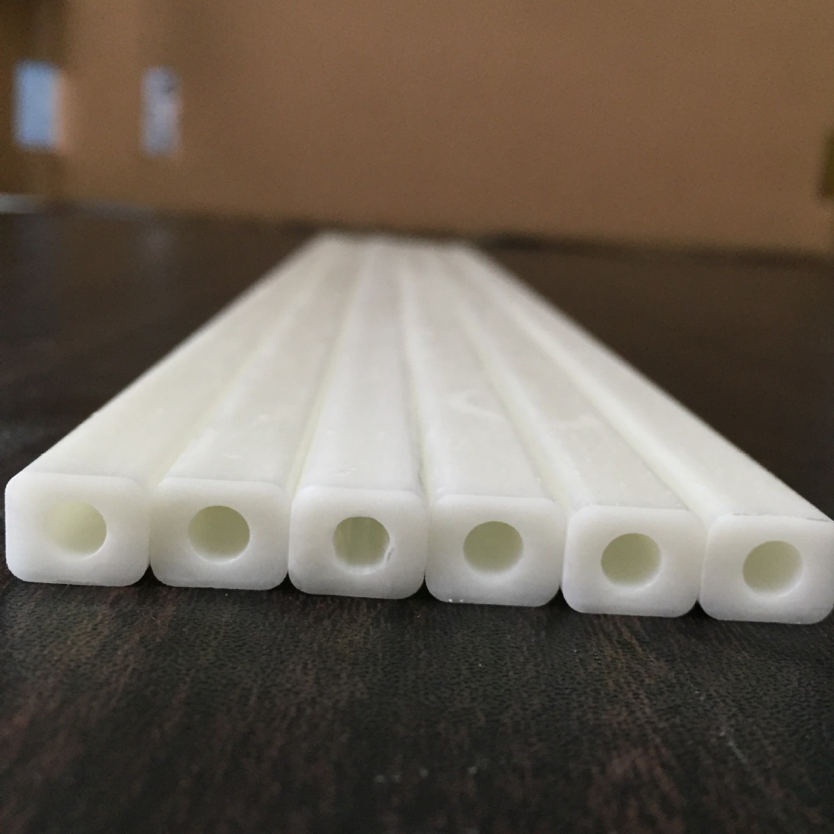 厂家供应玻璃纤维管 耐高温玻璃纤维管 玻璃纤维自熄管量大价优