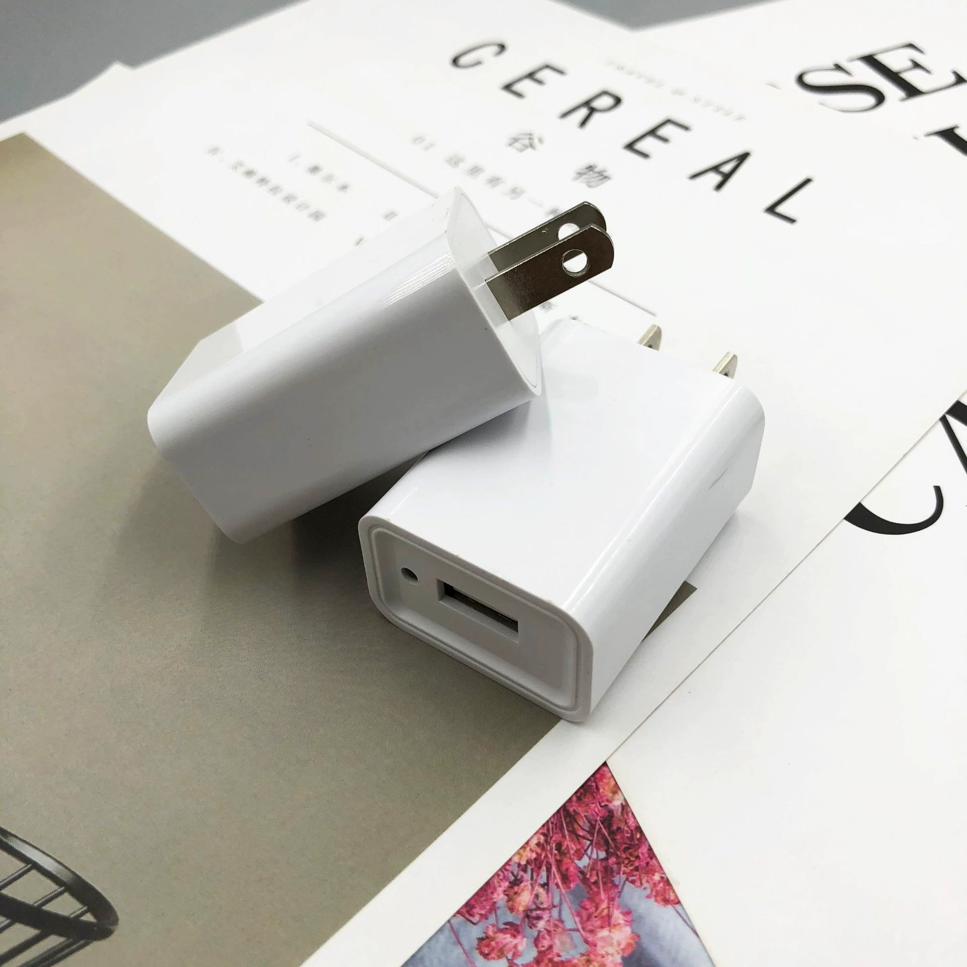 5V2A charger applicable to the US -European -European regulatory charging head 3C certification small home appliances adapter USB charger