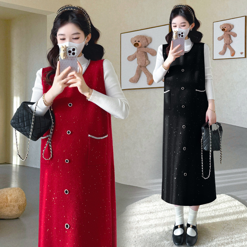 Now 2026 Winter Fashionable Elegant Christmas New Year's Eve Red Maternity Vest Skirt + Bottoming Maternity Suit