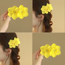 ԭ���p��ˮ�ɻ�������A��߅�A�߼���ǰ�~�l�AŮ��l�^l��bb�A