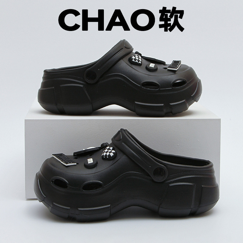 Cartoon Thick-Soled Clogs for Women, Suitable for Summer Outdoor Wear, Beach Non-Slip Closed-Toe Sandals, Women's 2025 New Model