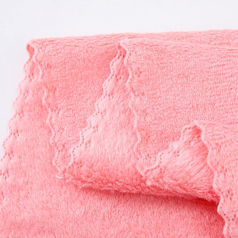 Suministro de terciopelo coral de encaje toalla Toalla de baño absorbente no fácil de pelusa suave piel amigable bienestar regalos al por mayor