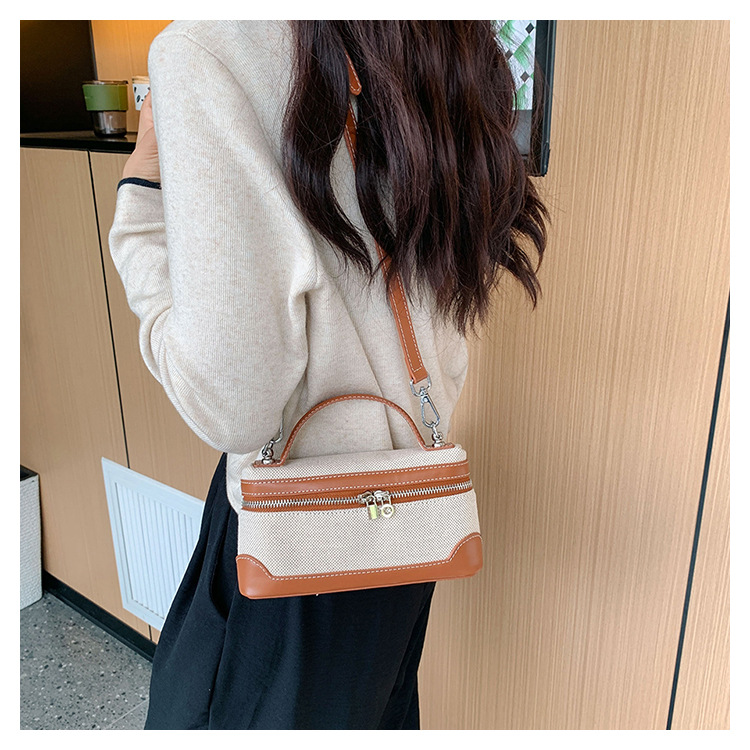 Bolso de lona para mujer, nuevo estilo coreano transfronterizo, moderno, con bloques de color y patchwork, bolso cuadrado pequeño, bolso bandolera de lona informal y a la moda. image 9