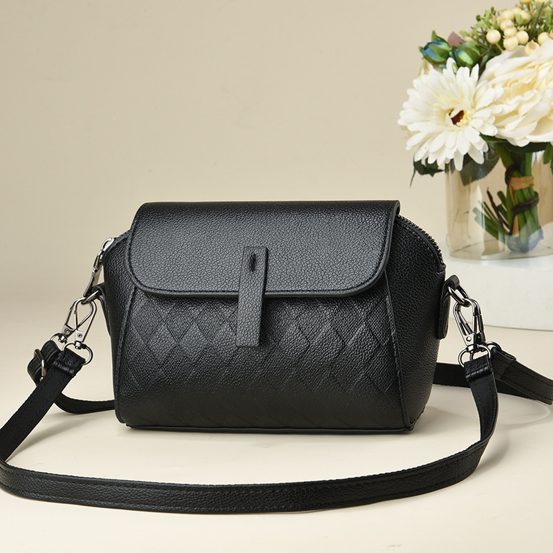 Single Shoulder Lightweight Simple Crossbody Women's Small Bag Solid Color Versatile Travel_voghion.com
