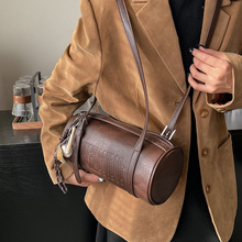 �������l�͹��������|������ܛƤ�AͲ����Ů�ٴ�s�౳�����^��