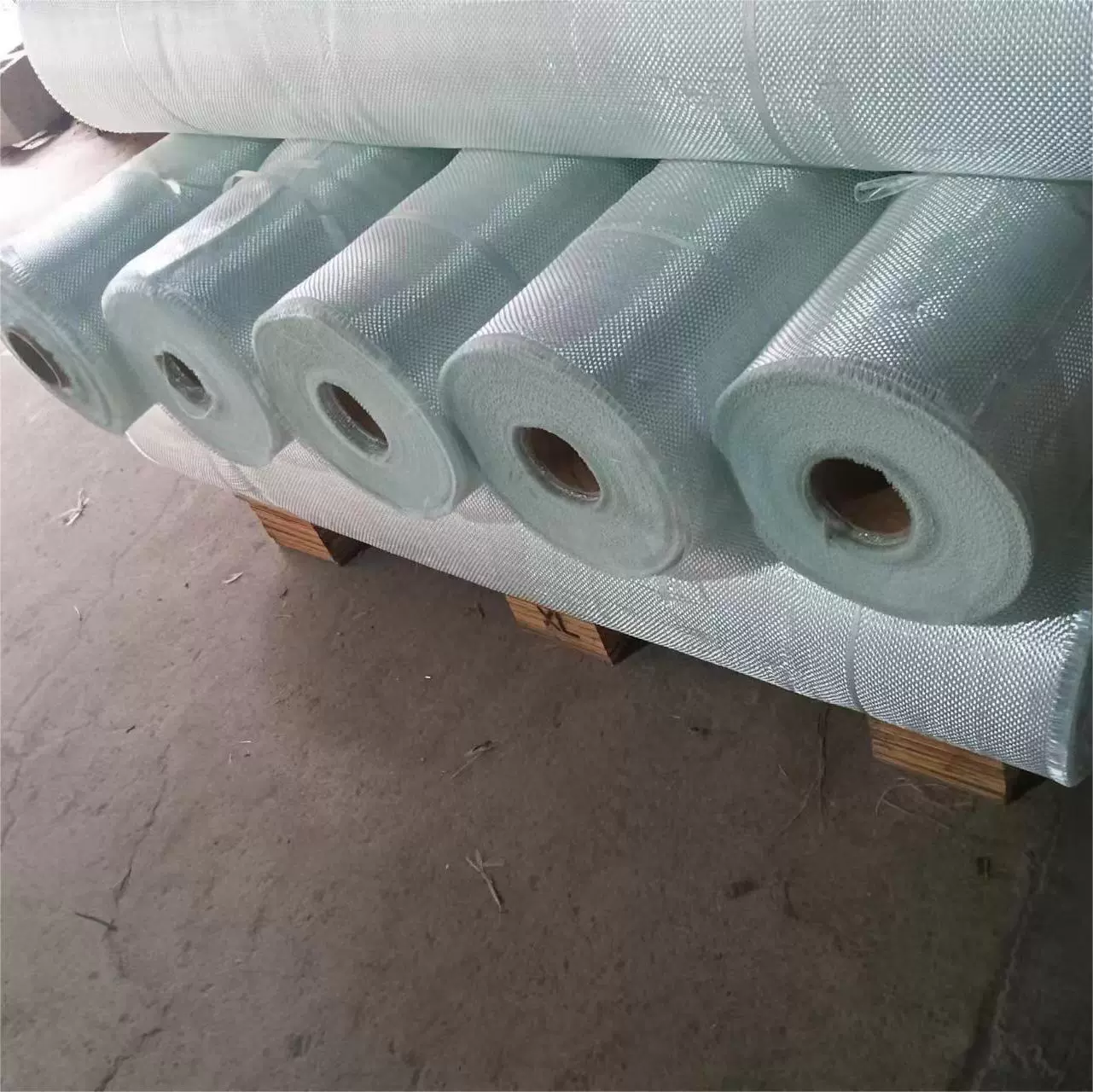 高强度电绝缘耐腐蚀树脂渗透快无碱玻璃纤维粗纱方格布02030406布