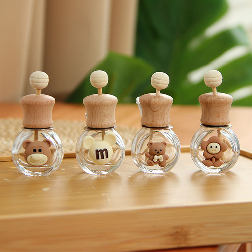 Car perfume empty car perfume bottle perfume ornaments bottle car interior decoration supplies air outlet aromatherapy empty bottle