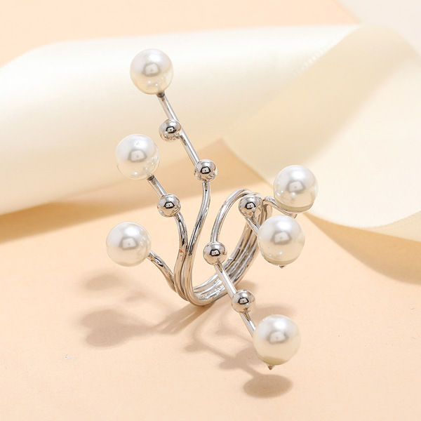 Fashionable trend geometric creative golden ring pearl