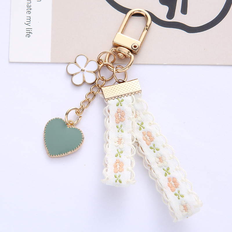 Flower Pattern Women'S Gender Sweet Flower Zinc Alloy Women's Keychain 1 Piece