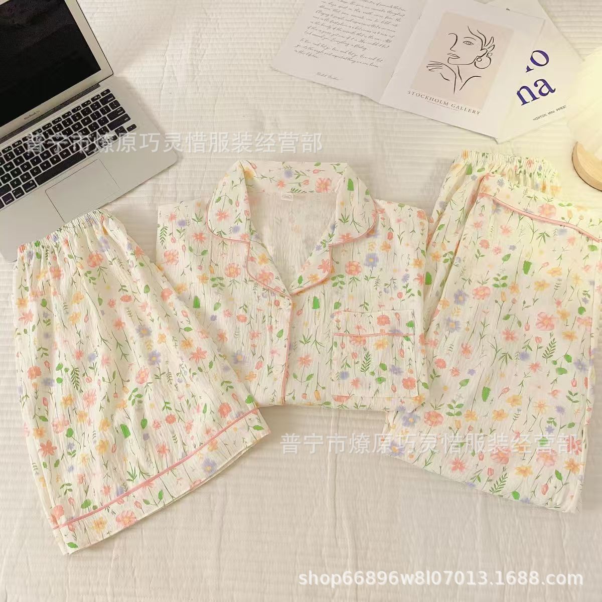 Hermosos pijamas de tela de rabu mujeres primavera y otoño verano nubes de algodón dulce mangas cortas pantalones cortos de tres piezas ropa para el hogar