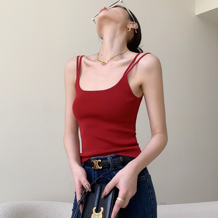 Loose-Fit mm Red Sleeveless Knitted Vest Suspender Women's Spring and Summer 2025 New Slim Fit Versatile Top Loose-Fit mm Red Sleeveless Knitted Vest Suspender Women's Spring and Summer 2025 New Slim Fit Versatile Top