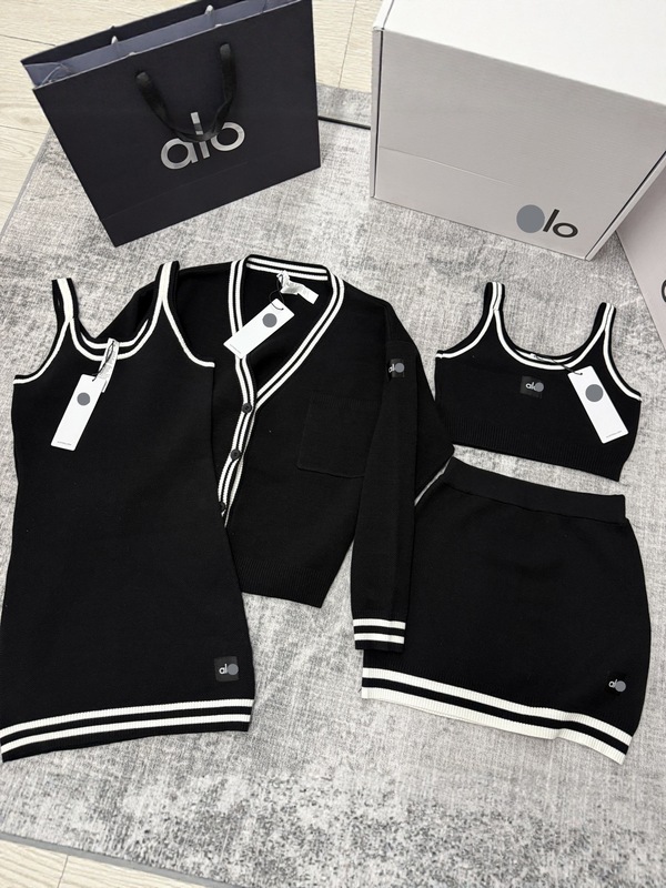 alo .新款针织开衫裙套装女春秋纯棉休闲时尚四件套|undefined