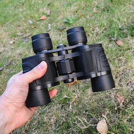 望远镜;光学机具