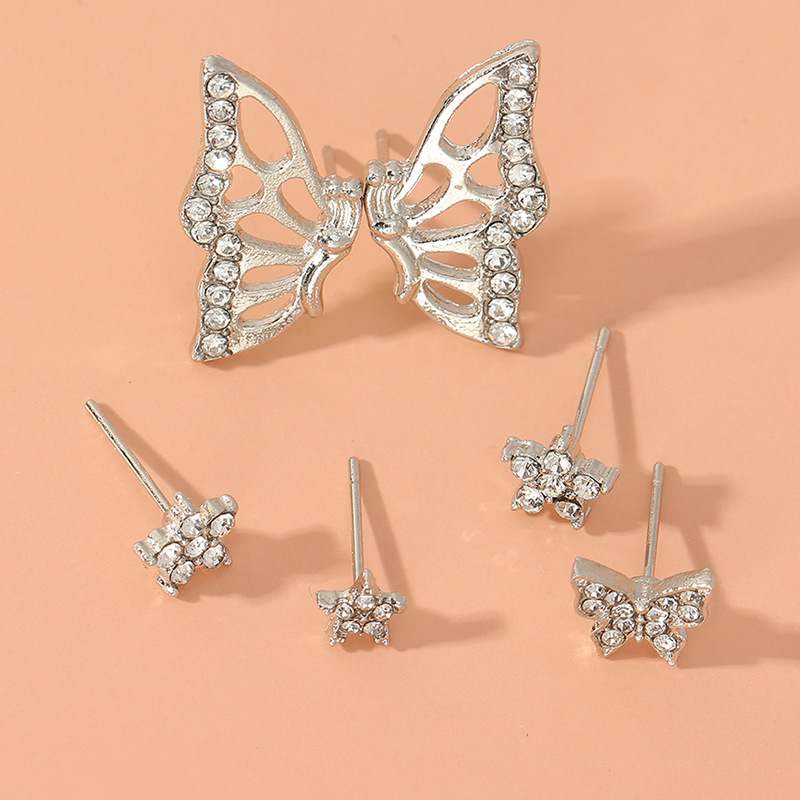 Mode Einfache Diamantbesetzte Schmetterlingssternohrringe Gesetzt display picture 3