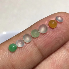 ミャンマー天然a品高氷種翡翠卵面2mmから4mm三彩円形楕円形混合ランダム出荷