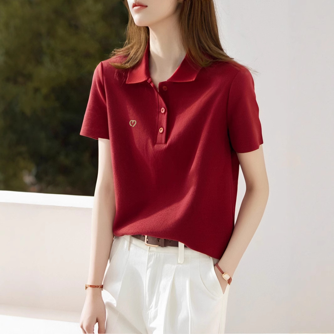 Summer short-sleeved polo shirt, simple, stylish, youthful, polo collar, slimming T-shirt, niche style, 2025 new shirt.