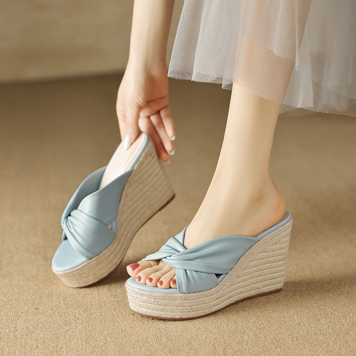 Sandal cao gót nữ quai chéo hở mũi đế xuồng bện cói gót 9 cm — màu thiên thanh, màu hồng